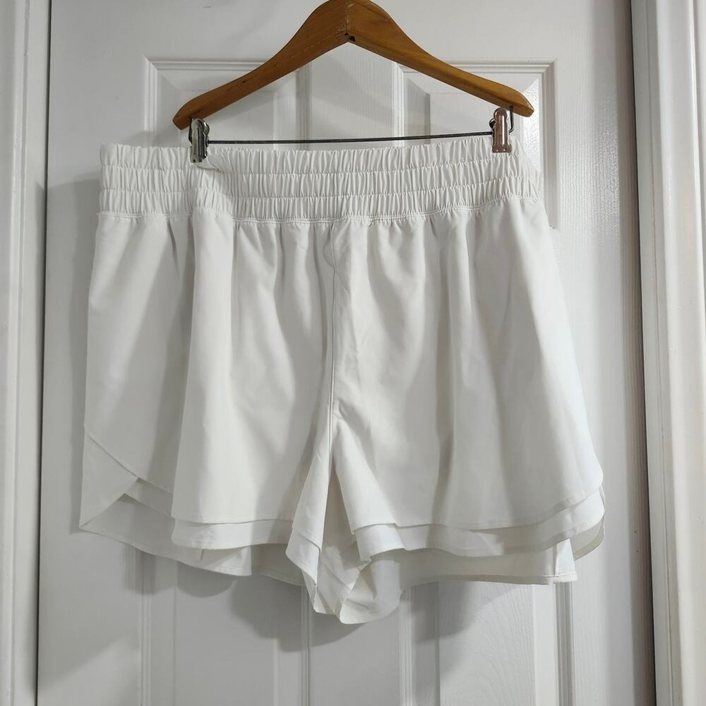 Calia - Women's White Shorts XXL